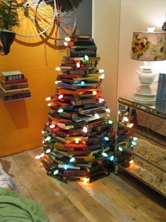 book christmas tree