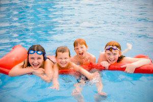 kids in pool 