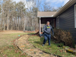 What Hixson and Middle Valley Homeowners Get Wrong About Tick Season