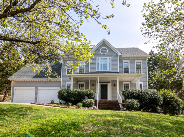 Will Cleaning My Yard Reduce Mosquitoes?