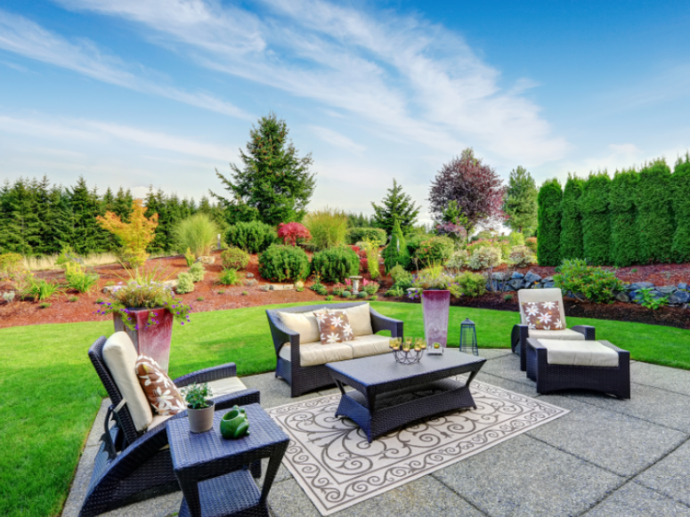 How to Enjoy Outdoor Living in Ruther Glen Without Mosquitoes