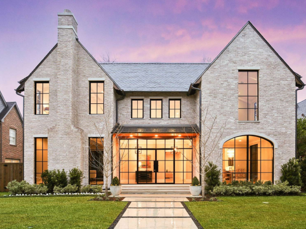 Why Even Luxury Homes in Buckhead Struggle with Mosquitoes