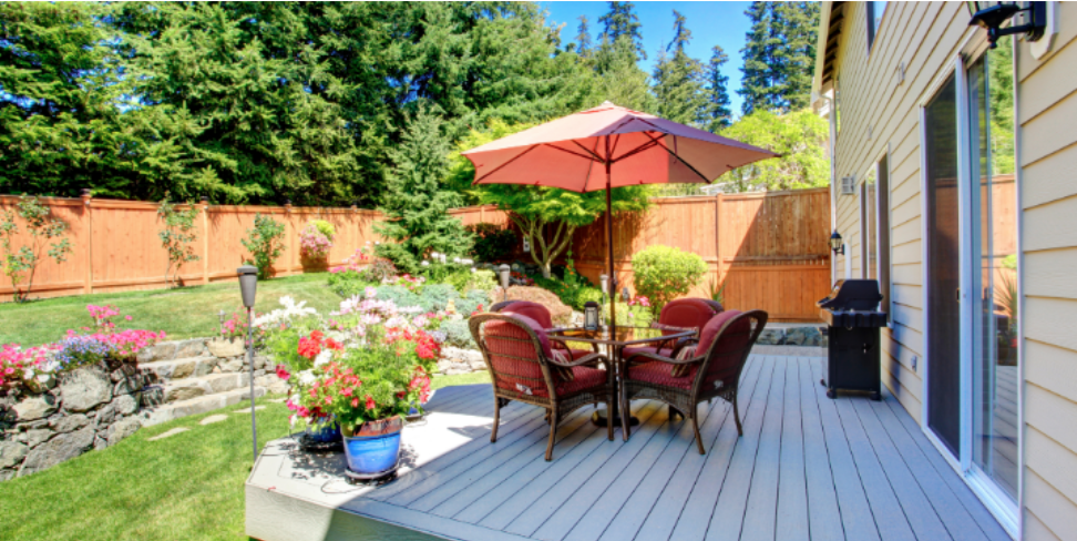 The Summer Backyard Problems Homeowners Are Complaining About Most