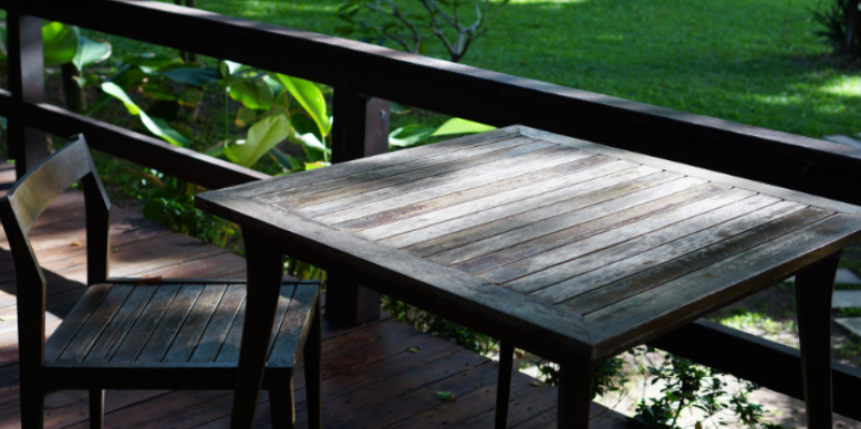 Why Shaded Decks and Low-Lying Grass Become Mosquito Rest Stops in Cumberland